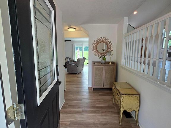 4th image of 1501 Pheasant Run Dr
