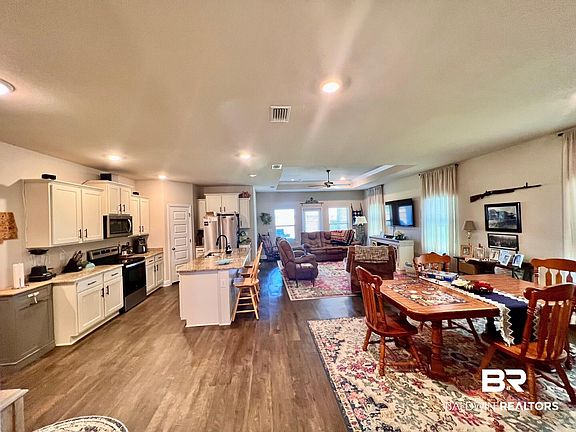 3rd image of 19409 Kudu Ave
