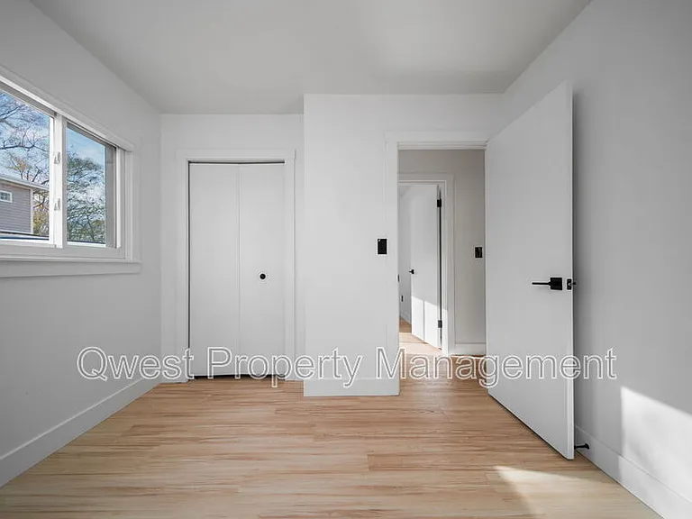 414 Rose St — Photo 7