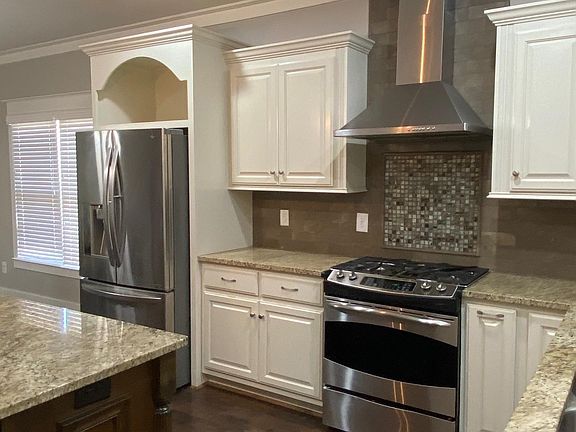2nd image of 205 English Village Cir