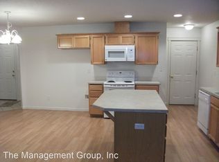 9913 NE 65th St, Vancouver, WA 98662