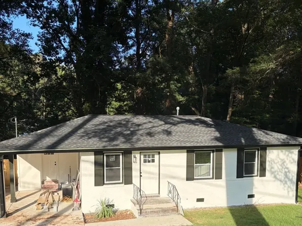 3877 Stone Rd SW, Atlanta, GA 30331