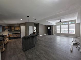 1170 NE Collins Lake Dr, Tahuya, WA 98588