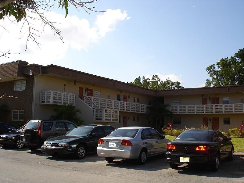 1st image of 403 SW 148th Ave APT 15B