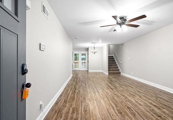 3rd image of 2889 Teakwood Dr