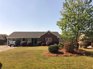 12 E Tara Ln NW, Rome, GA 30165