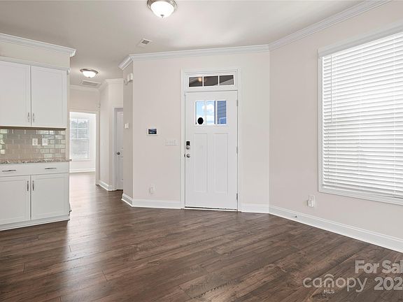 3rd image of 549 Altamonte Dr