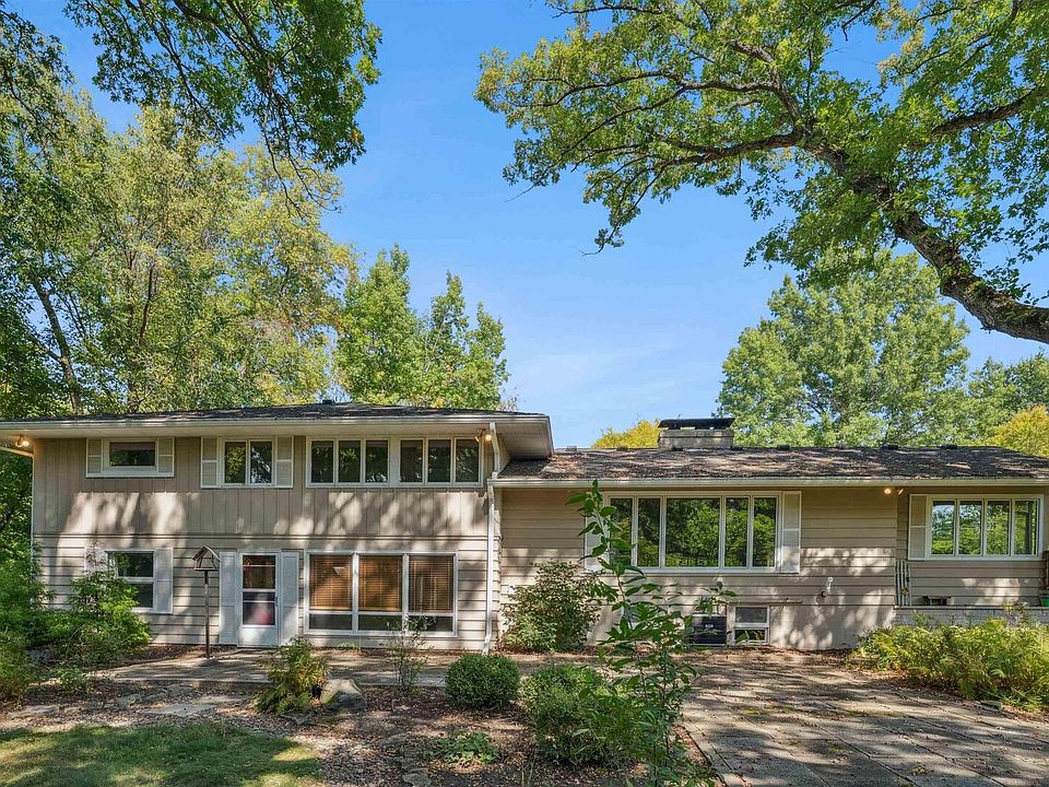 2nd image of 1815 25th Avenue Ct