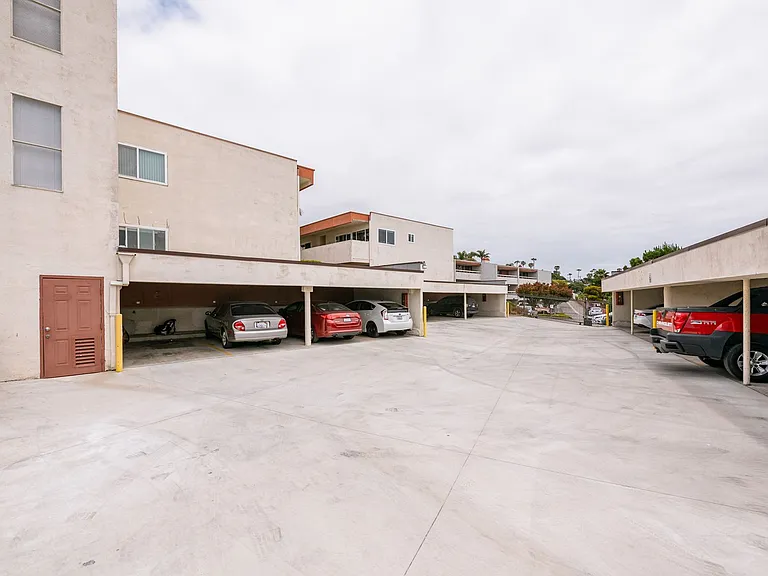 MC W 25th Street, LLC — Photo 27