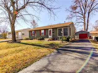 43 Northland Dr, Decatur, IL 62526