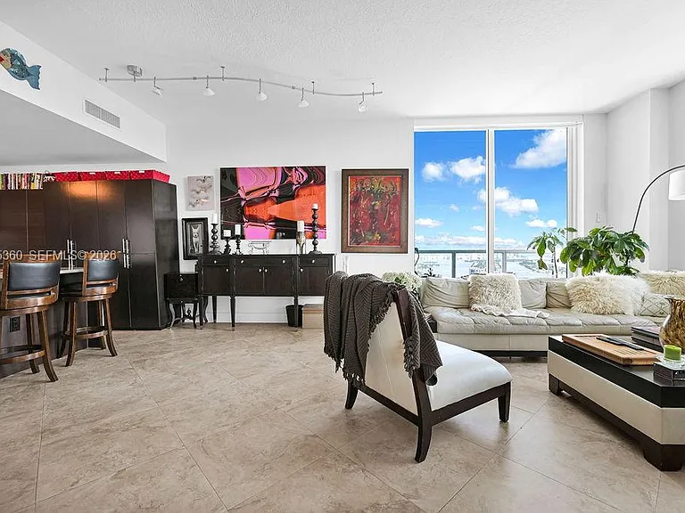 1900 N Bayshore Dr #5103 — Photo 5