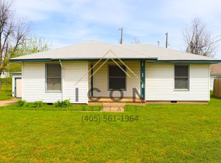 1108 W Warren St, El Reno, OK 73036