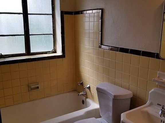 3rd image of 3322 Hereford St APT 8