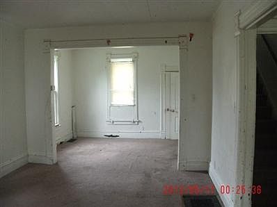 5th image of 331 N Hinkley Ave
