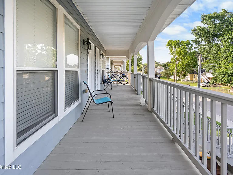 259 Benachi Ave #B — Photo 16
