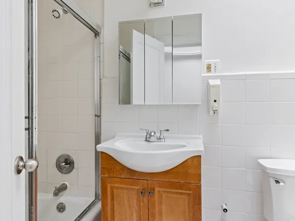 151 East 29th Street image 11 of 13