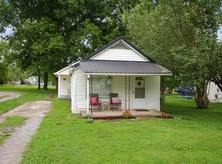 141 Church Ave, Watertown, TN 37184