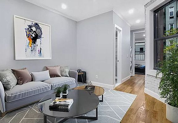 2nd image of 322 E 90th St APT 3B