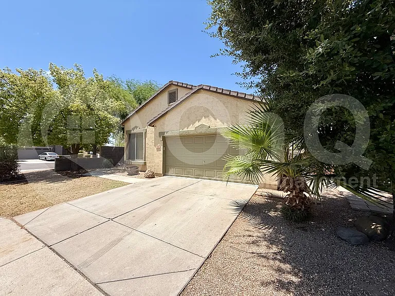 230 N Nash Way — Photo 2
