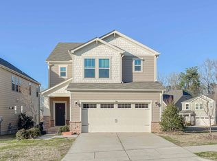 2906 Macbeth Ln, Apex, NC 27502