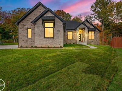 35071 Woodside Dr, Richmond, MI, 48062