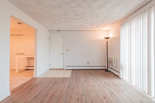 10 Josephine St #205 Photo 1