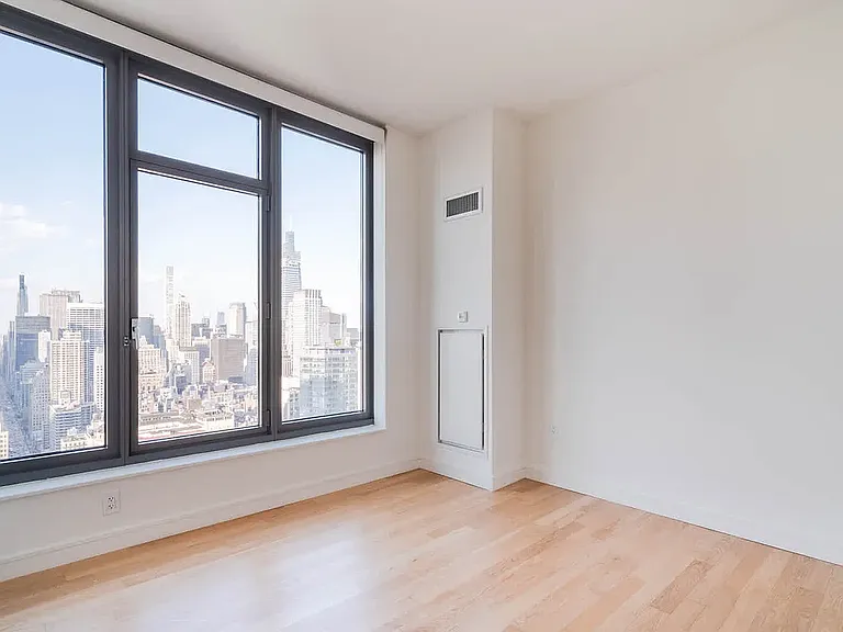 105 W 29th St #45E — Photo 26