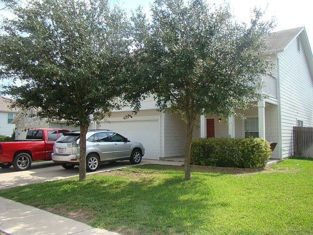1st image of 80 Elm Hill Ct