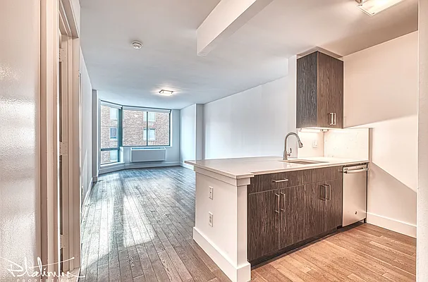 Rented by Platinum Properties | media 8