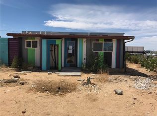 1213 Golden Slipper Ln, Landers, CA 92285