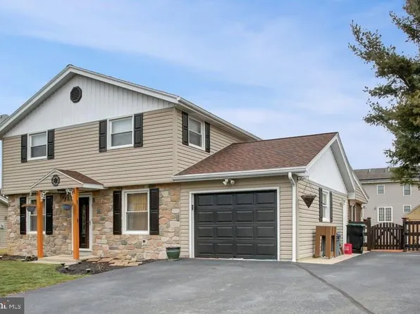 22 Evergreen Dr, Hanover, PA 17331