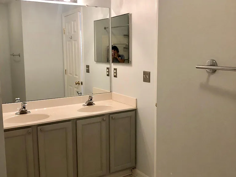 604 Samuels Way — Photo 7