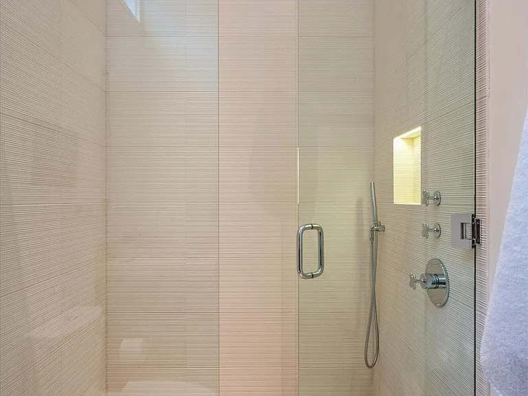 155 Lone Pine Rd #12 — Photo 17