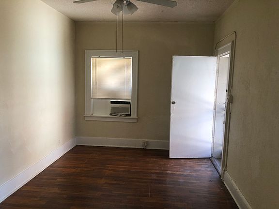 3rd image of 1125 Los Angeles Dr #3