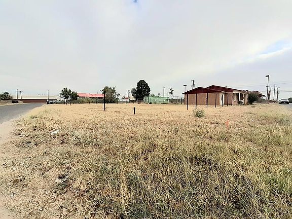 2nd image of 1100 NW 1st Pl