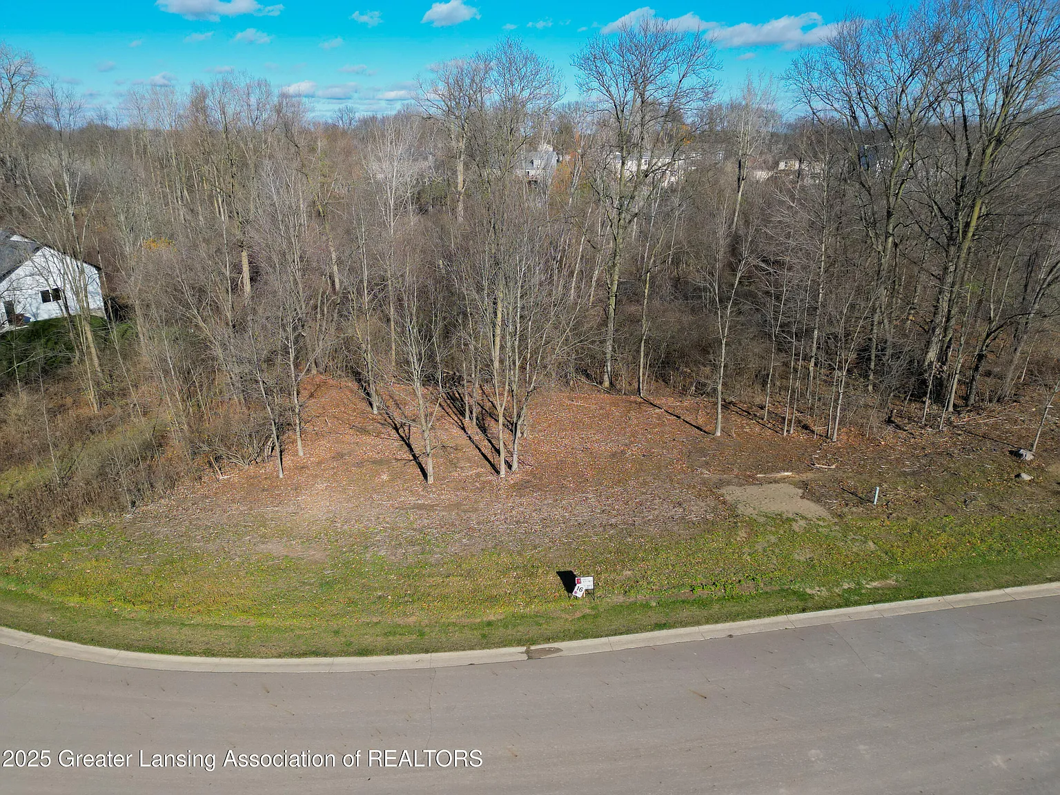 Highland Ct photo 1