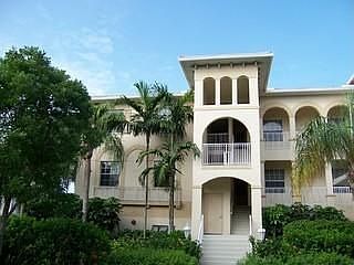 1st image of 810 Breakaway Ln APT 102