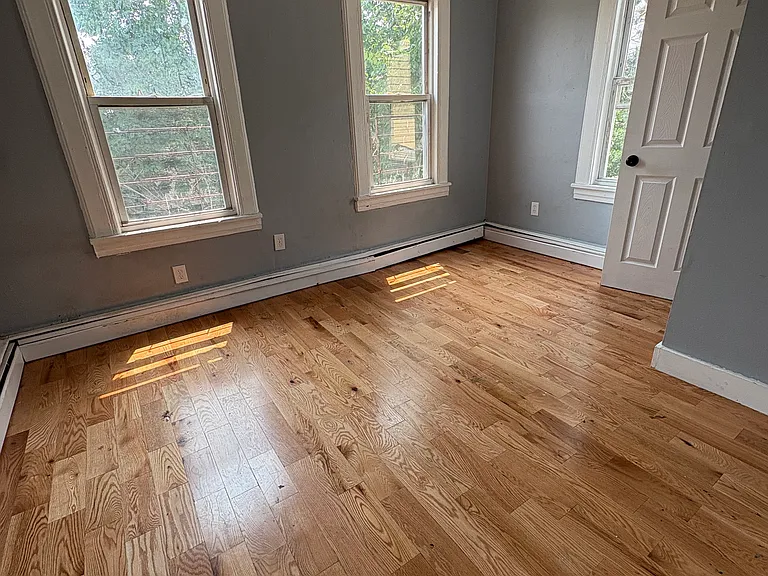 953 Lafayette St #2 — Photo 3