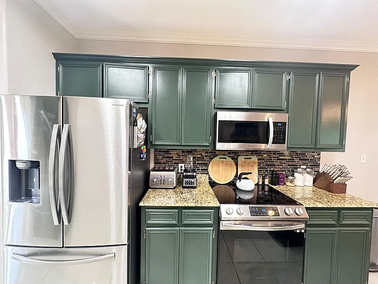 6321 Oso Pkwy — Photo 17