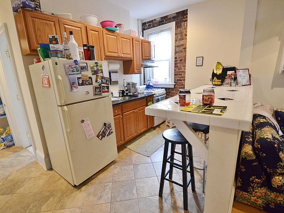 2nd image of 109 Peterborough Street # Fl 4th