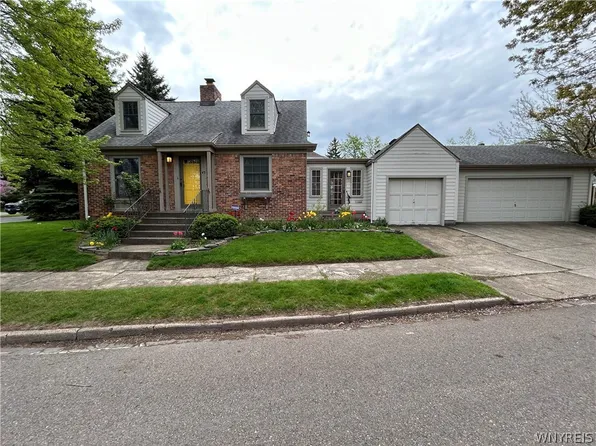 28 Allenhurst Rd, Buffalo, NY 14214