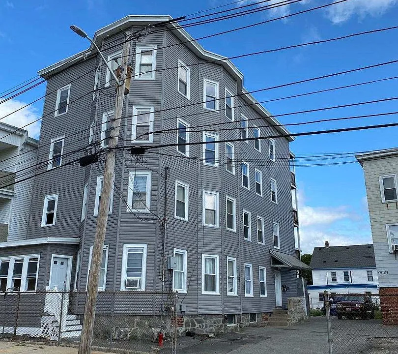 Building Photo 3