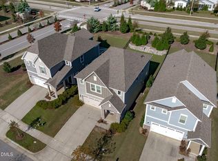 320 Sage Oak Ln, Holly Springs, NC 27540