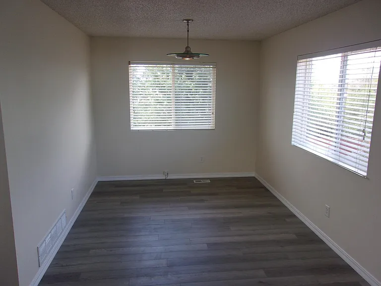 6668 Gooseberry Dr — Photo 7