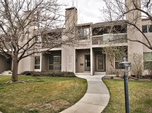 5706 S Saint James Pl, Salt Lake City, UT 84121