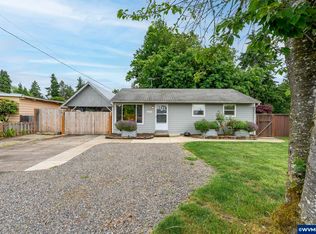 140 Canemah Rd, Oregon City, OR 97045