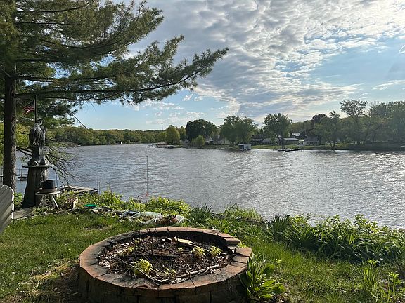 3rd image of 10488 N East Riverview Dr