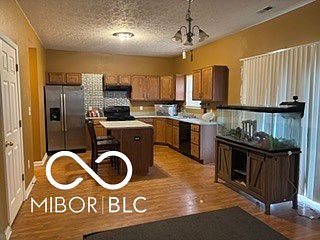 3rd image of 1852 Brook Crossing Ct