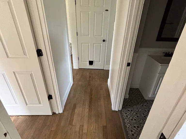 2103 Warner Ave — Photo 3