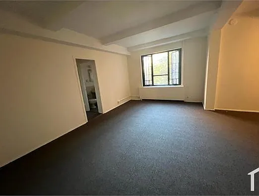2240 E Tremont Ave #3D